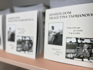 eee32e2c-3730-41ee-909a-3d65d1482eae